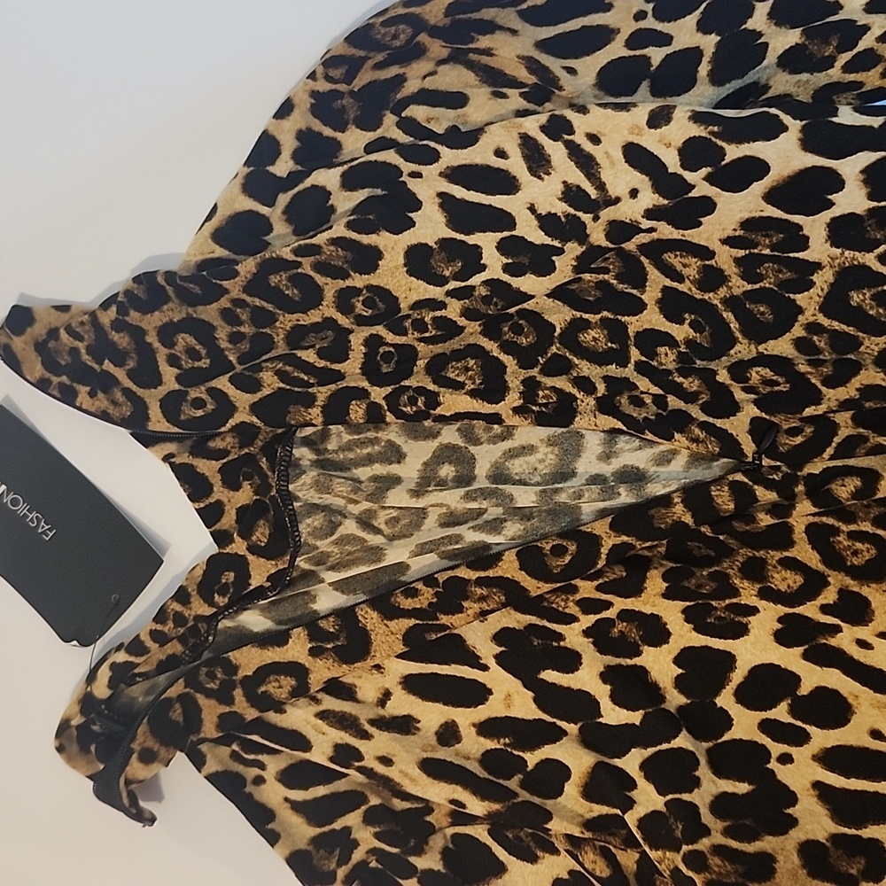 Fashion Nova Leopard Print Long Sleeve Bodysuit - Picture 13 of 13
